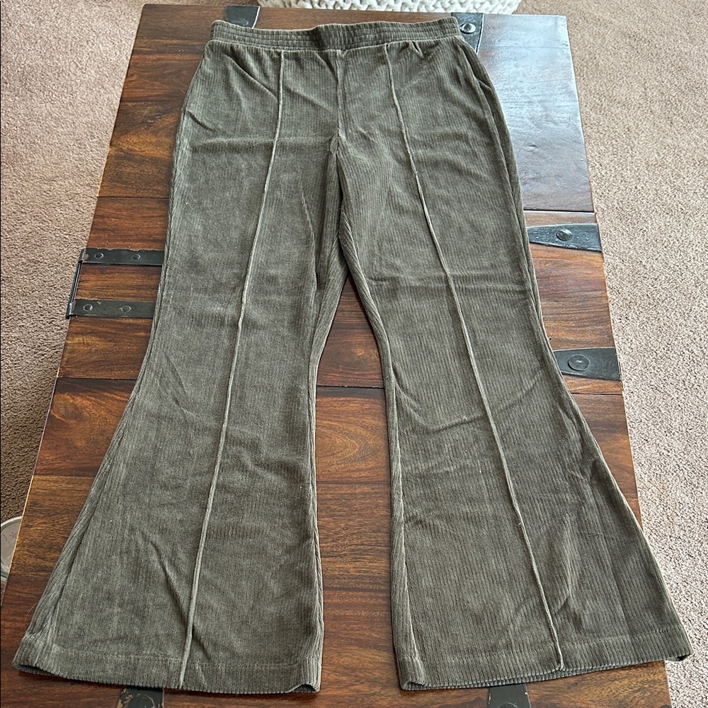 Aerie Olive Corduroy Pants